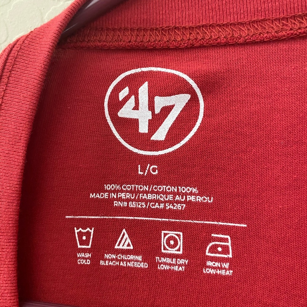 Embroidered Blackhawks T-shirt - Picture 2 of 3